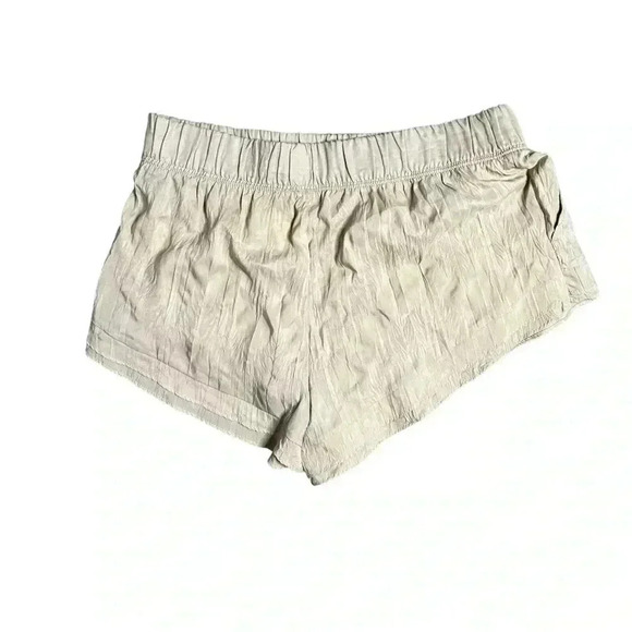 NWT Free People Movement Let's Go Out shorts khaki size medium - Picture 4 of 6